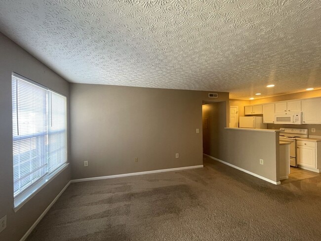 Building Photo - 5604 Cypress Chase