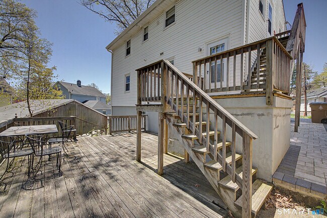 Building Photo - 22 Treat Ave