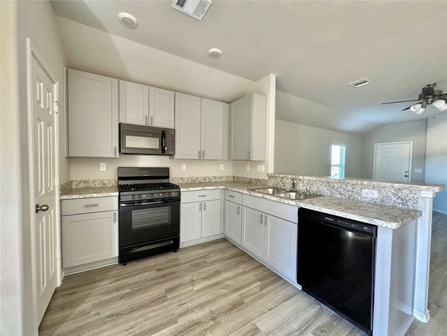 Building Photo - 270 Cumberland Forest Dr