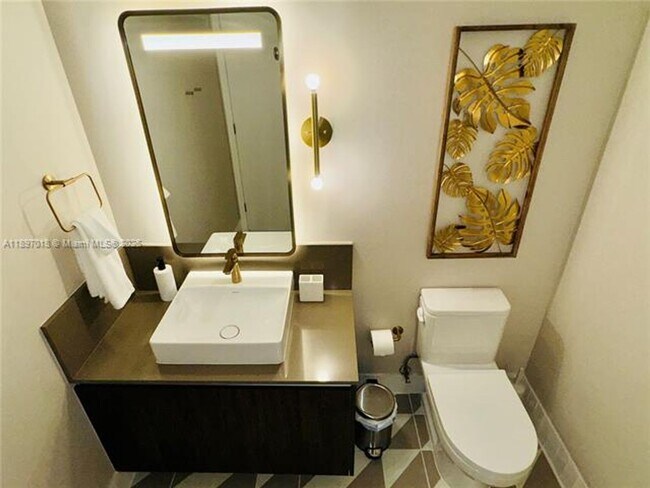 Building Photo - 159 NE 6th St