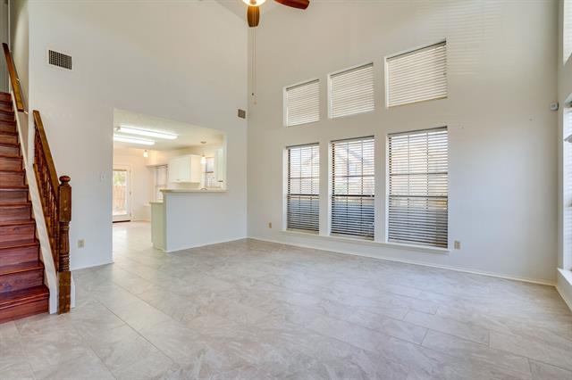 Building Photo - 329 Parkway Blvd