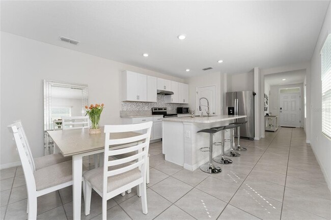 Building Photo - 1874 Wild Rye Way