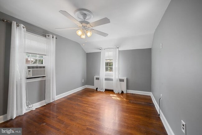 Building Photo - 21 Pickwick Ln