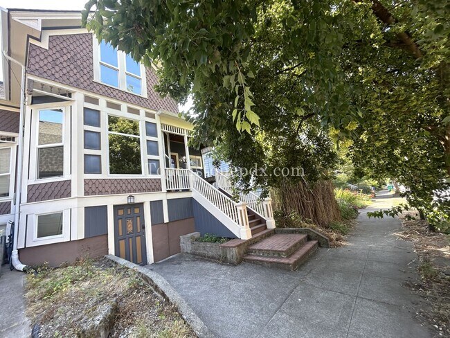 Building Photo - 2025-KUPONO