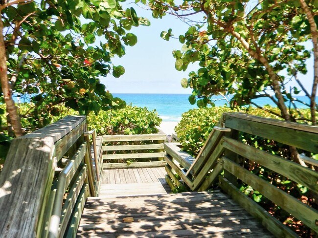 Building Photo - 6327 Chasewood Dr