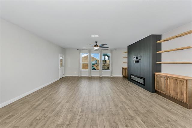 Building Photo - 11524 Leeson St