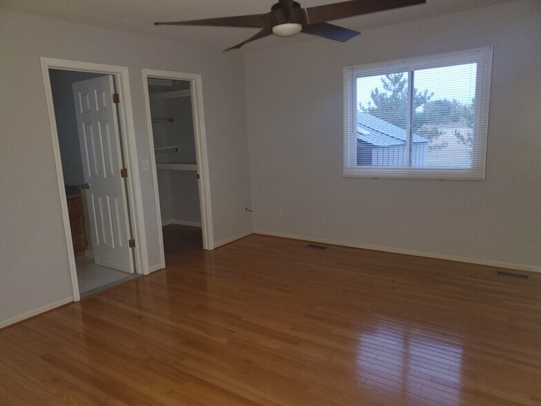 Building Photo - 50262 Barrett Dr