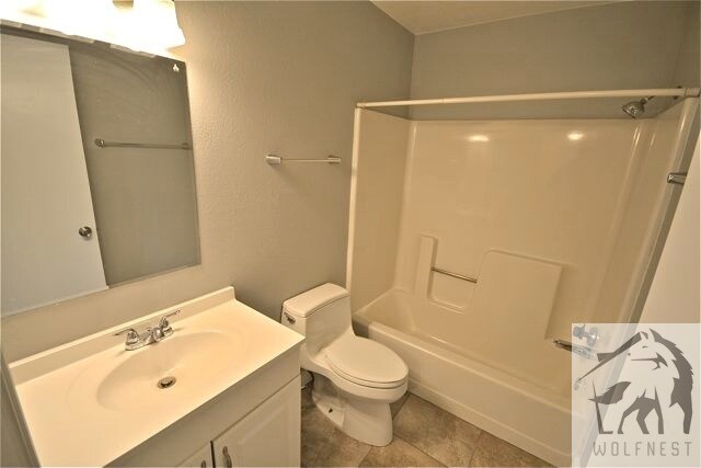 Building Photo - 1206 Waterside Cove