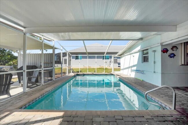 Building Photo - 115 Leland St SE