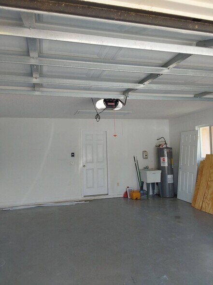 Building Photo - 87 Braddock Ln