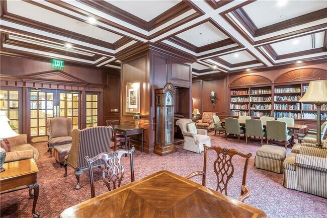 Building Photo - Studio Condo Steps from Piedmont Park!