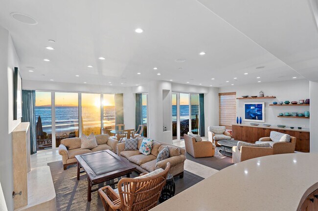 Building Photo - GORGEOUS CUSTOM BEACH HOME - Solimar Beach...