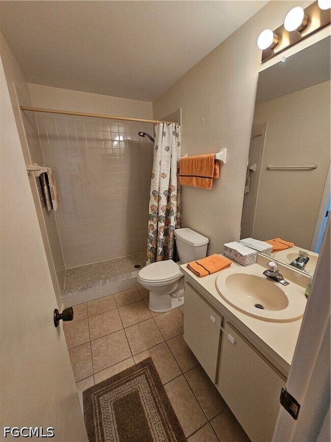 Building Photo - 14831 Summerlin Woods Dr