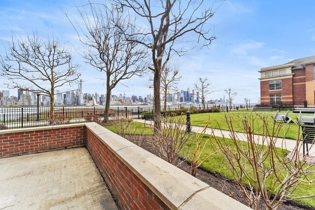 Building Photo - 24 Ave at Port Imperial