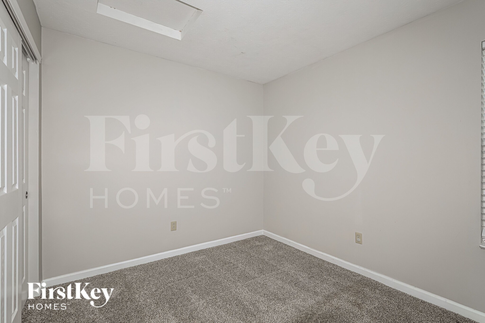 Building Photo - 2287 Cedarmill Dr