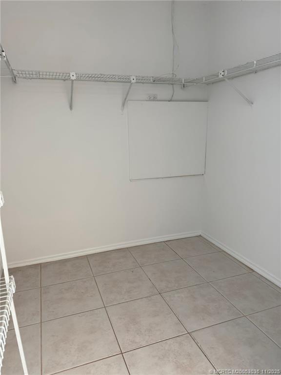 Building Photo - 1998 NE Ginger Terrace