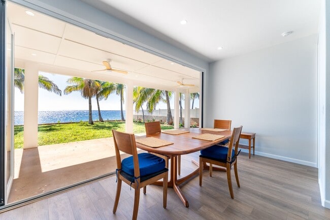 Building Photo - Furnished Luxury Ocean Front Estate in Waianae with Old Hawaii rural setting- 3/5 Luxury, 2 story...