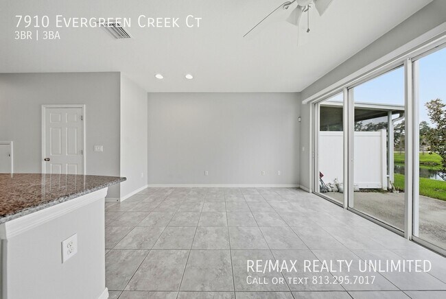 Building Photo - 7910 Evergreen Creek Ct