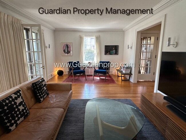 Building Photo - Lake is the Isles Single Family Home, 2 Car Garage, Dishwasher, Fenced Yard