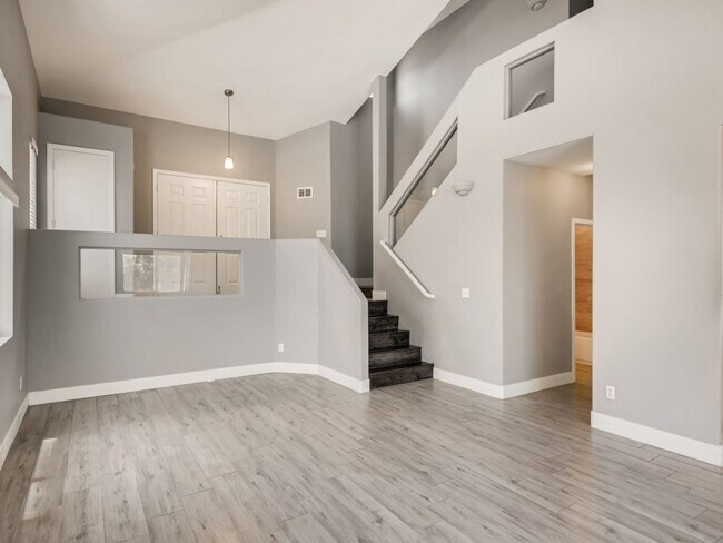 Building Photo - SPACIOUS & ELEGANT LIVING IN THIS GATED HE...