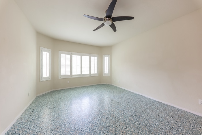 Building Photo - 17953 W Alice Ave