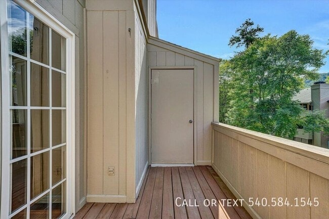 Building Photo - 7311 Maple Ct SW