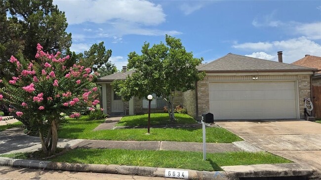 Primary Photo - 6634 Briar Glade Dr