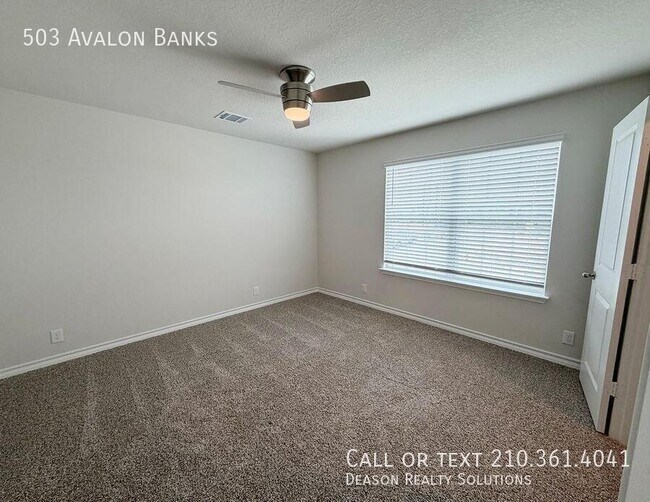 Building Photo - 503 Avalon