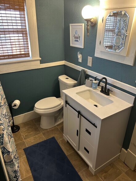 Bathroom with shower and tub - 1515 Bluff Ave