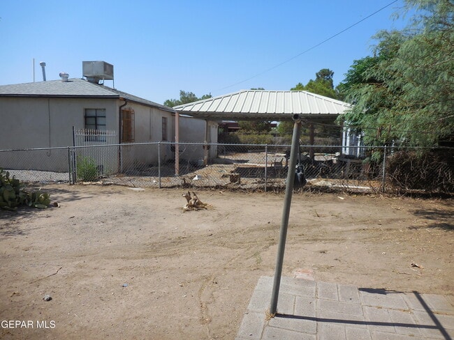 Building Photo - 8308 Vance Pl