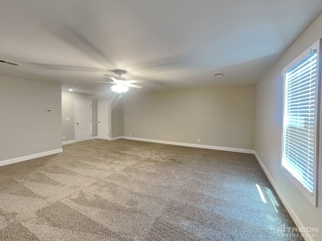 Building Photo - 4034 Ft Sumter Dr