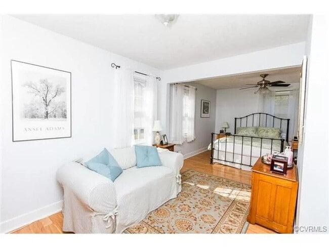 Building Photo - 3 BR / 2 BA Sunny renovated Cape Cod within walking distance to Bryan Park