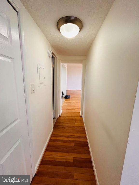 Building Photo - 1828 Metzerott Rd