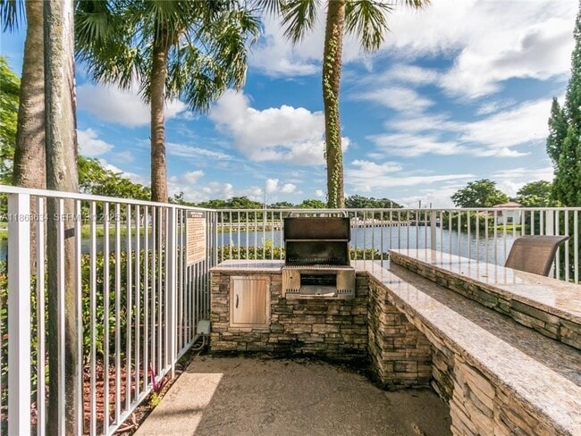 Building Photo - 145 SW 96th Terrace