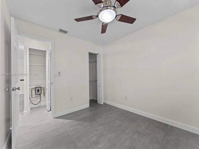 Building Photo - 15639 SW 73rd Cir Terrace