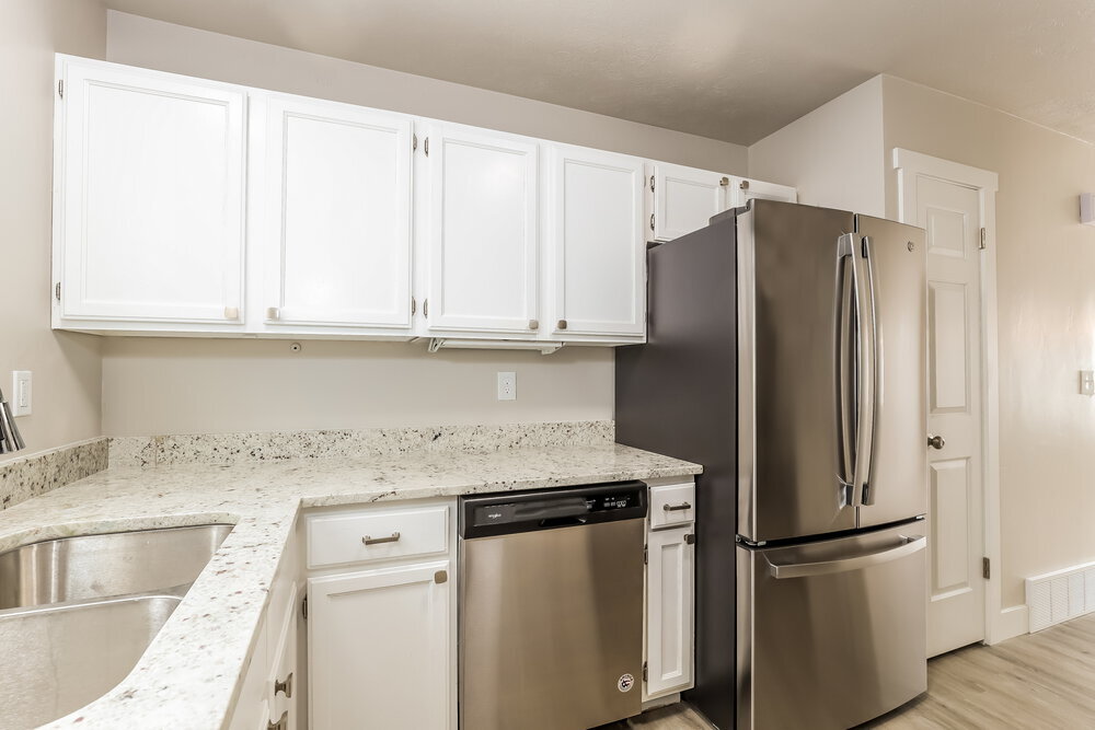 Building Photo - 76 W Stauffer Ln