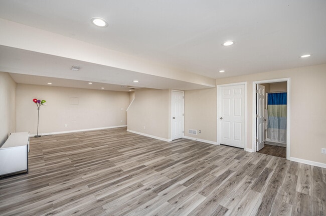 Building Photo - 2815 Sappling Wy