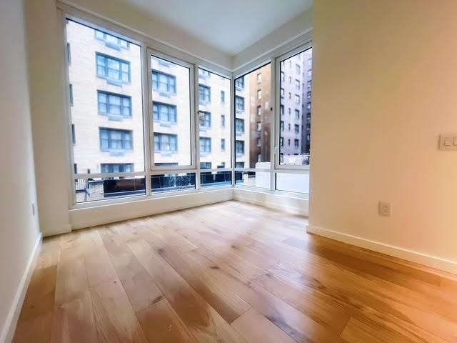 Building Photo - 1 bedroom in New York NY 10017