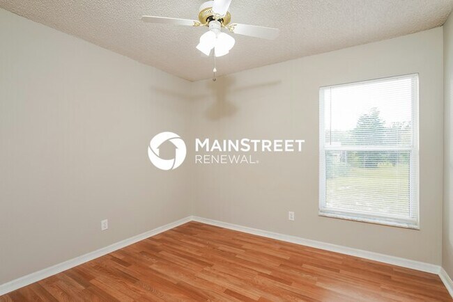 Building Photo - 3 Bedroom Pet-Friendly Home in Davenport, FL with Main Street Renewal