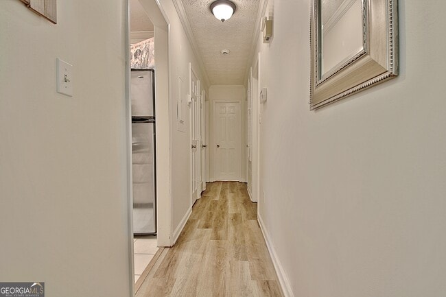Building Photo - 102 Brookwood Path