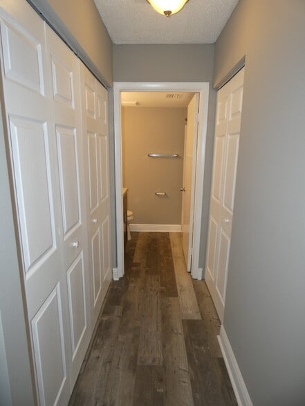 Building Photo - 5740 Rock Island Rd