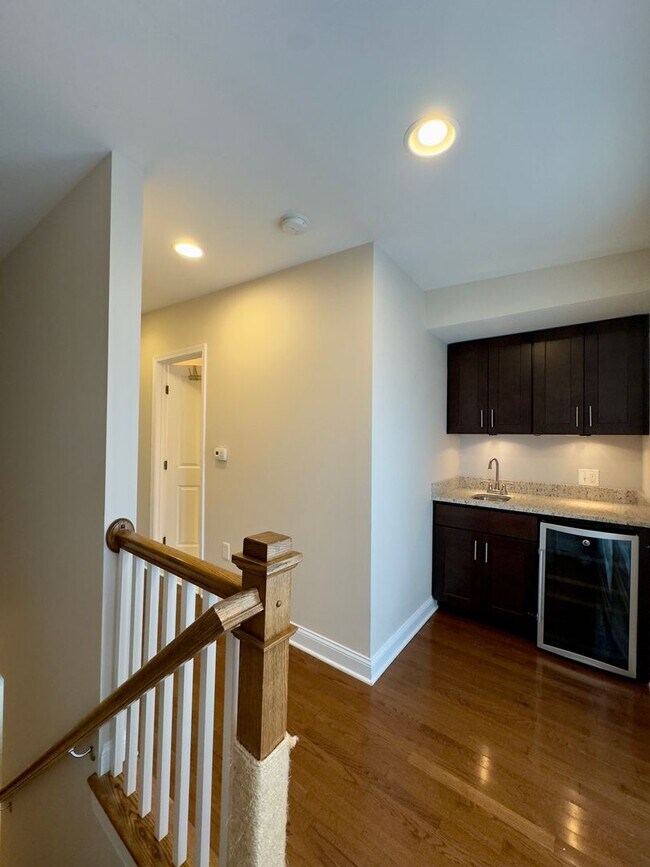 Building Photo - Charming 3 Bedroom/3 Bathroom Townhome in Middle East Neighborhood, Baltimore!