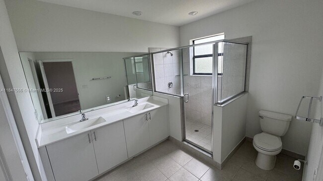 Building Photo - 227 SW 159th Ter