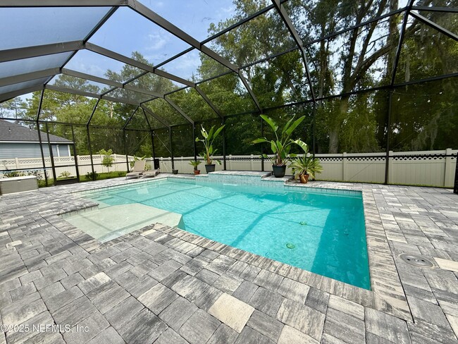 Building Photo - 505 Windwalker Dr