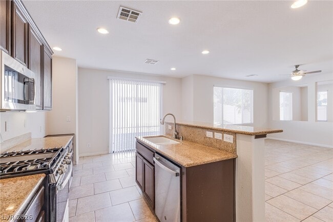 Building Photo - 4028 Little Bend Ln
