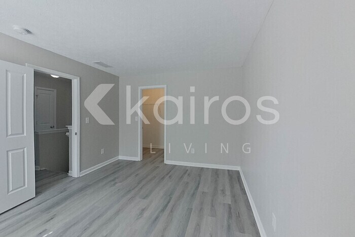 Building Photo - 10303 Deercrest Ln