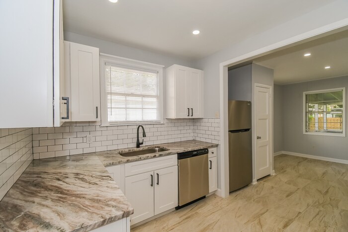 Building Photo - 4740 Cardinal Blvd