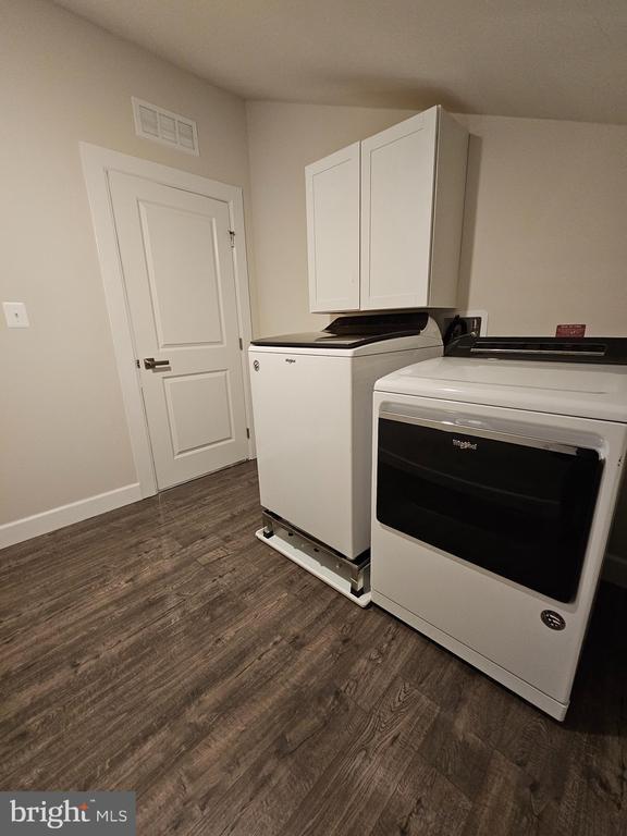 Building Photo - 2502 Vivaldi Ln