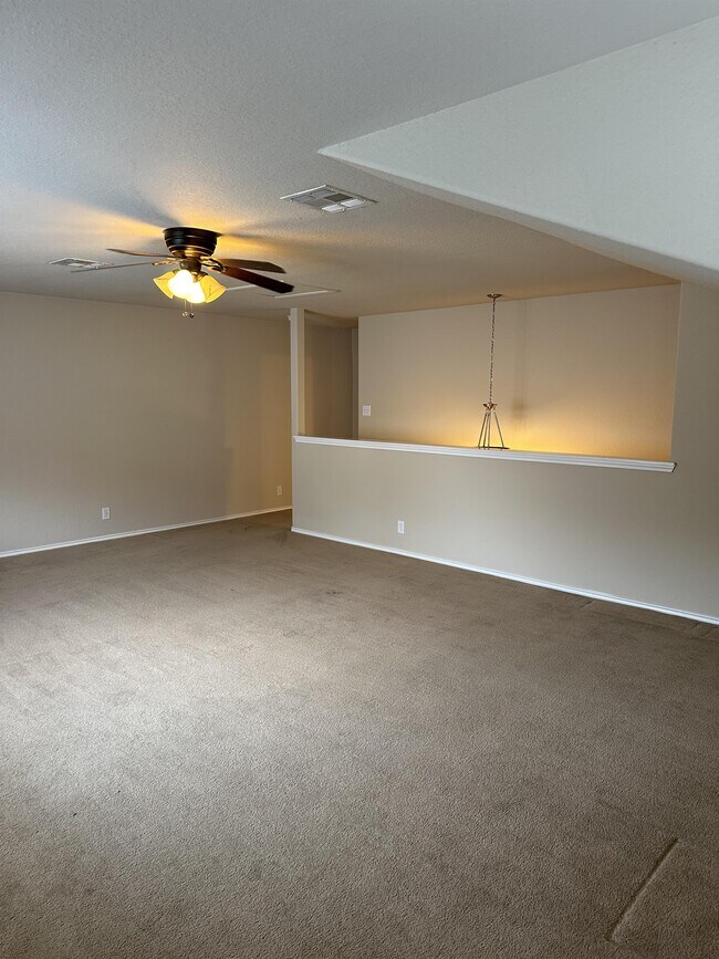 Building Photo - 2616 Gallant Fox Dr