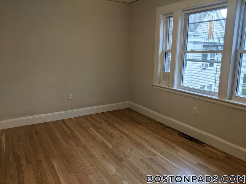 Building Photo - 40 Butler Rd